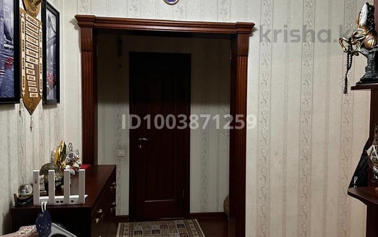 3-комнатная квартира · 89 м² · 7/10 этаж, мкр Акбулак 145 — момышулы рыскулова за 45 млн 〒 в Алматы, Алатауский р-н — фото 2