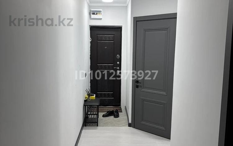 2-бөлмелі пәтер · 53 м² · 4/5 қабат, Абая 68, бағасы: 270 000 〒 в Сатпаев — фото 2
