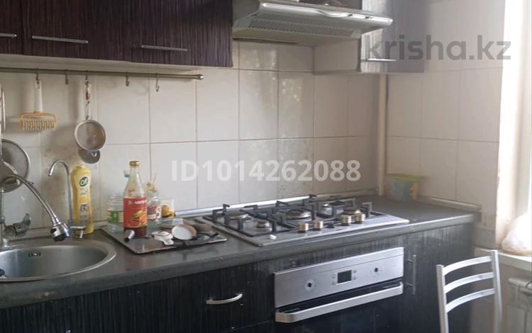 3-комнатная квартира · 62 м² · 3/5 этаж, Зейнолла Гумарова 7 за 150 000 ₸ в Атырау, мкр Авангард-4 — фото 2