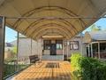 Отдельный дом · 6 комнат · 200 м² · 8 сот., Қоңырсу 68 — Рядом: 7 поликлиника,средняя школа 127,Баня(Алтын Арашан) за 50 млн ₸ в Шымкенте, Енбекшинский р-н