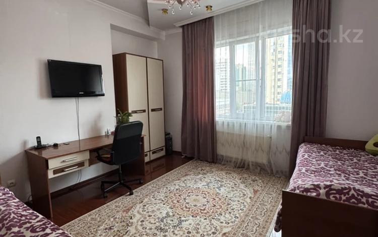 3-комнатная квартира · 130.8 м² · 4/20 этаж, Кенесары 42 за 59.5 млн ₸ в Астане, р-н Байконур — фото 3