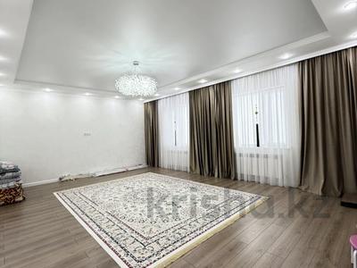 Отдельный дом · 4 комнаты · 178 м² · 5 сот., мкр Старый Аэропорт 4 за 65 млн ₸ в Уральске