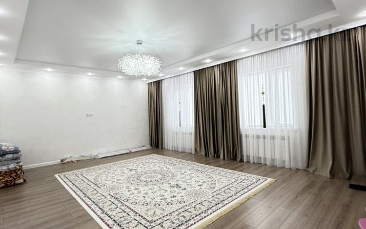 Отдельный дом · 4 комнаты · 178 м² · 5 сот., мкр Старый Аэропорт 4 за 65 млн ₸ в Уральске — фото 2