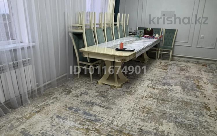 Отдельный дом · 5 комнат · 200 м² · 8 сот., Есенберлин 1 за 35 млн ₸ в Жалкамысе — фото 2