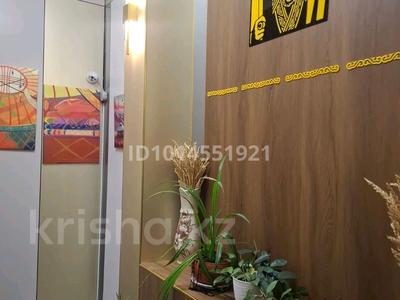 2-бөлмелі пәтер · 62.5 м² · 2/13 қабат, Сағадат Нұрмағамбетова 31А — Байтурсынова, Кошкарбаева, бағасы: 42 млн ₸ в Астане, Сарайшык р-н