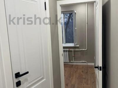 2-комнатная квартира · 42 м² · 3/5 этаж, мкр Аксай-2 за 32.5 млн 〒 в Алматы, Ауэзовский р-н