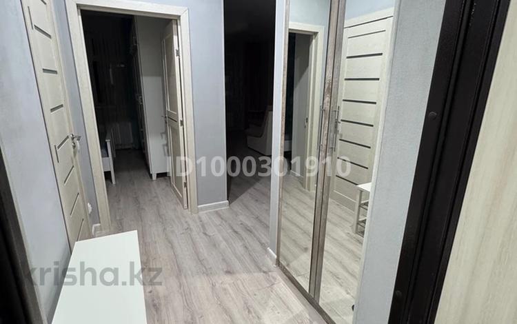 2-комнатная квартира · 46 м² · 10/15 этаж, Александр Бараев 18/1 за 280 000 ₸ в Астане, р-н Байконур — фото 2