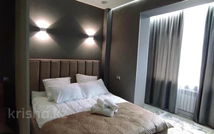 2-бөлмелі пәтер · 65 м² · 9/9 қабат, мкр Нурсая-3, Абулхайыр хана, бағасы: 13 000 〒 в Атырау — фото 2