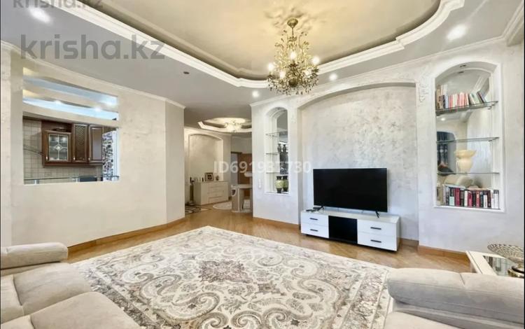 4-комнатная квартира, 132.5 м², 4/6 этаж, мкр Керемет 1 к6 за 115 млн 〒 в Алматы, Бостандыкский р-н — фото 10