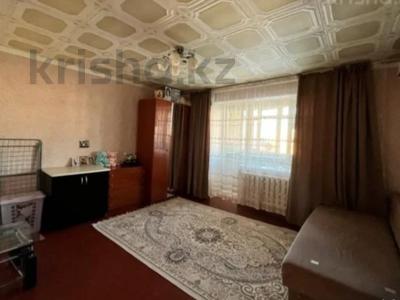 Продажа квартир в Актюбинской обл.: 1-комнатная квартира, 30 м², 5/5 этаж, мкр 8, Санкибай батыра 161 за 5.4 млн 〒 1-комнатная квартира, 30 м², 5/5 этаж, мкр 8, Санкибай батыра 161 за 5.4 млн 〒 в Актобе, мкр 8