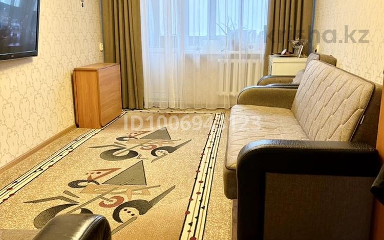 2-комнатная квартира · 44.4 м² · 5/5 этаж, мкр Юго-Восток, Сатыбалдина 25 за 15.8 млн ₸ в Караганде, Казыбек би р-н — фото 2