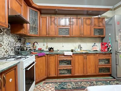 3-бөлмелі пәтер · 103.4 м² · 7/9 қабат, мкр Аксай-1А, Толе би, бағасы: 46.8 млн ₸ в Алматы, Ауэзовский р-н