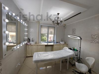 Свободное назначение, офисы, магазины и бутики, салоны красоты, бани, гостиницы и зоны отдыха, медцентры и аптеки, образование, развлечения · 98.5 м² за 56.5 млн 〒 в Петропавловске