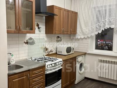 1-бөлмелі пәтер · 39.9 м² · 3/9 қабат, Ақсай-4 ш/а. — Ул.Улугбека - угол ул. Момыш Улы, бағасы: 240 000 ₸ в Алматы, Ауэзовский р-н