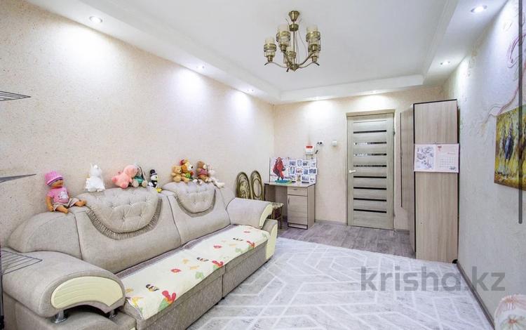 3-комнатная квартира, 62.5 м², 1/4 этаж, мкр №8 41 за 39 млн 〒 в Алматы, Ауэзовский р-н — фото 2