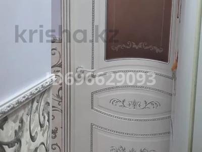 1-комнатная квартира · 50 м² · 2/5 этаж, Авангард 4 мкр 7 — Напротив вестерн клиник, рядом с лидером, SF ресторан за 8 000 ₸ в Атырау, мкр Авангард-4