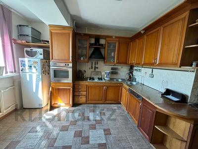 4-комнатная квартира · 135.6 м² · 3/5 этаж, Шашкина 36 за 112 млн 〒 в Алматы, Медеуский р-н