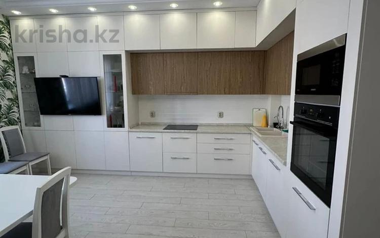 3-комнатная квартира · 120 м², Саркырама за 700 000 ₸ в Астане, Алматы р-н — фото 2