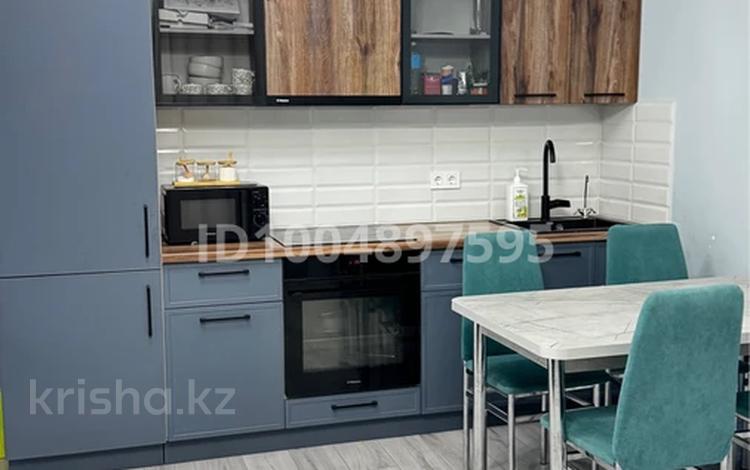 2-бөлмелі пәтер · 50 м² · 6/12 қабат, Мухамедханова 4/3, бағасы: 300 000 ₸ в Астане, Нура р-н — фото 2