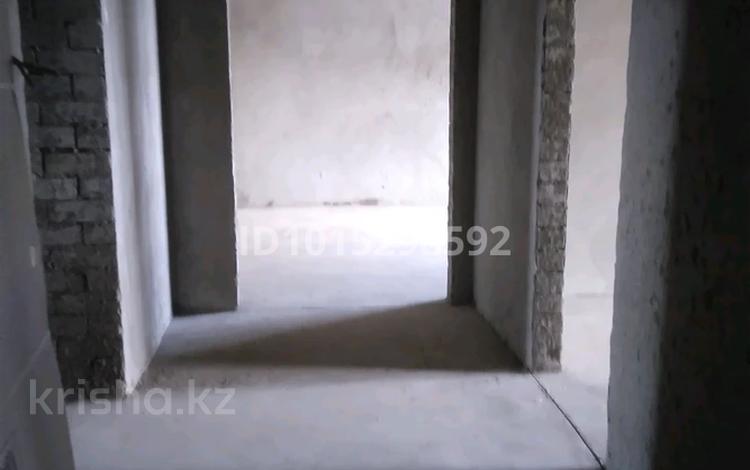 2-комнатная квартира · 71 м² · 4/5 этаж, мкр. Алтын орда 29 — Авто цон за 16 млн ₸ в Актобе — фото 2