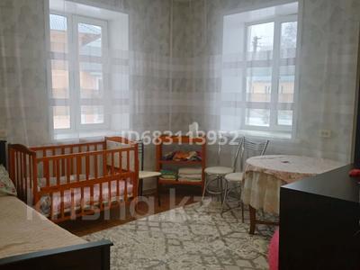 3-комнатная квартира, 64.2 м², 2/2 этаж, Каюпова 58 за 8 млн 〒 в Алтае