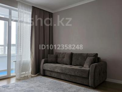 1-бөлмелі пәтер · 43 м² · 9/12 қабат, ул. Толе би — Хан шатыр, бағасы: 270 000 ₸ в Астане, р-н Байконур
