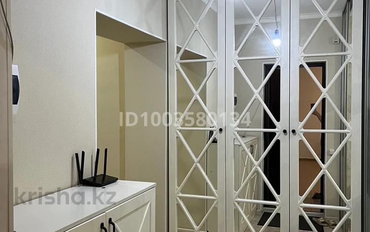2-бөлмелі пәтер · 65 м² · 5/9 қабат, Шұғыла ш/а. 340/4, бағасы: 43 млн ₸ в Алматы, Наурызбайский р-н — фото 2