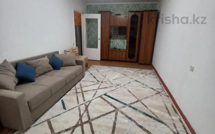 2-комнатная квартира · 43 м² · 2/5 этаж, Клочкова — Кабанбай батыра за 300 000 ₸ в Алматы, Алмалинский р-н — фото 2