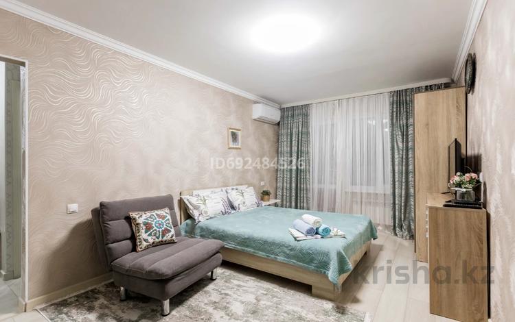 1-бөлмелі пәтер · 30 м² · 2/5 қабат, Панфилова 64, бағасы: 23 000 ₸ в Алматы, Алмалинский р-н — фото 2