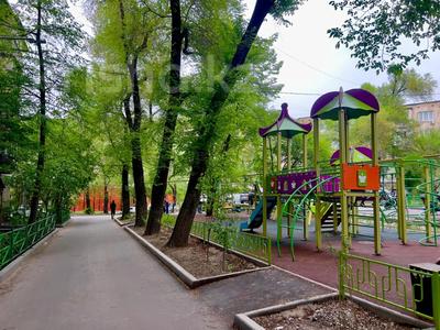 3-комнатная квартира · 95 м² · 5/5 этаж, мкр Таугуль — Жандосова за 58 млн 〒 в Алматы, Ауэзовский р-н