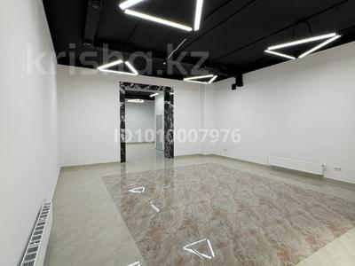 Еркін, кеңселер, дүкендер мен бутиктер, қоғамдық тамақтану орны, сұлулық салондары, медорталықтар мен дәріханалар, білім орталықтары, ойын-сауық · 95 м², бағасы: 125 млн 〒 в Астане, Есильский р-н