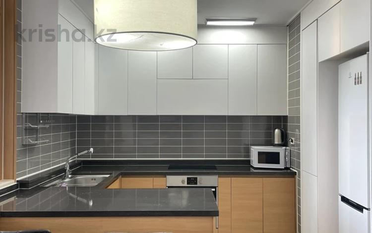 2-бөлмелі пәтер · 75 м² · 10/20 қабат, Кабанбай батыра 43В, бағасы: 56 млн ₸ в Астане, Есильский р-н — фото 4