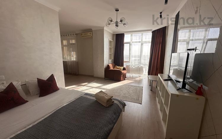 1-комнатная квартира · 50 м² · 9/9 этаж, Сатпаева 2в — Владимирская за 12 000 ₸ в Атырау — фото 27