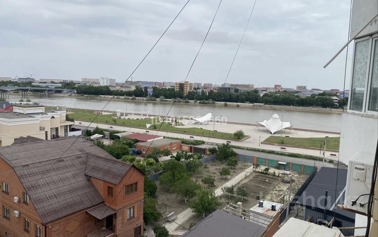 3-комнатная квартира · 108 м² · 7/9 этаж, мкр Каспий, Крупская 24 за 300 000 ₸ в Атырау — фото 2