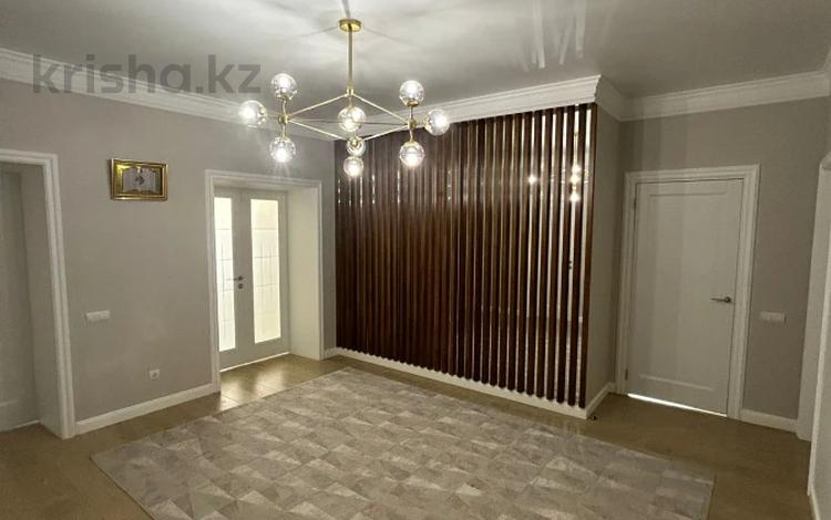 4-бөлмелі пәтер · 150 м² · 6/9 қабат, мкр. Алтын орда, Баишева, бағасы: 70 млн ₸ в Актобе — фото 7