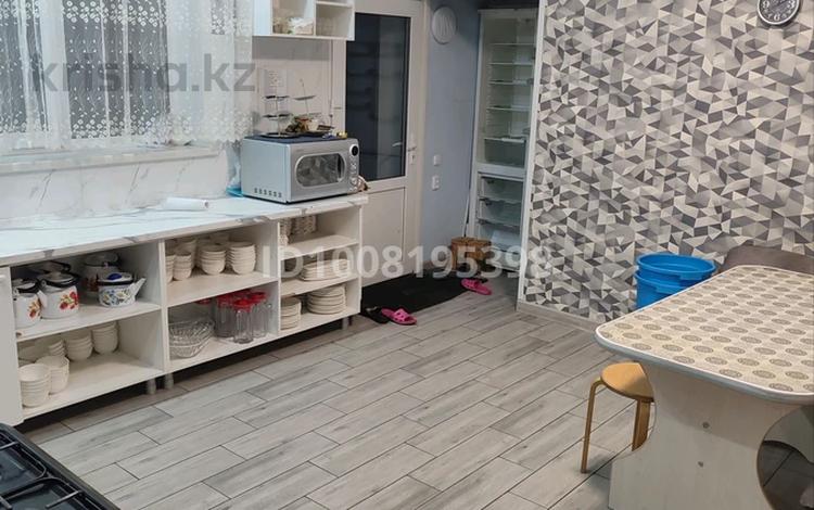 Отдельный дом · 5 комнат · 380 м² · 4.5 сот., Маяковского 17 — Рядом Наримановский рынок, центр города 5 минут ходьбы. за 90 млн ₸ в Костанае — фото 4