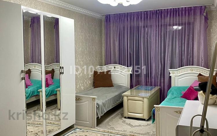 3-бөлмелі пәтер · 65 м² · 4/5 қабат, Микрорайон 4 25 — Возле Юбилейней, бағасы: 25 млн ₸ в Конаеве — фото 2
