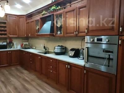 3-комнатная квартира · 190 м² · 5/11 этаж, Сатпаева 336 за 87 млн 〒 в Павлодаре
