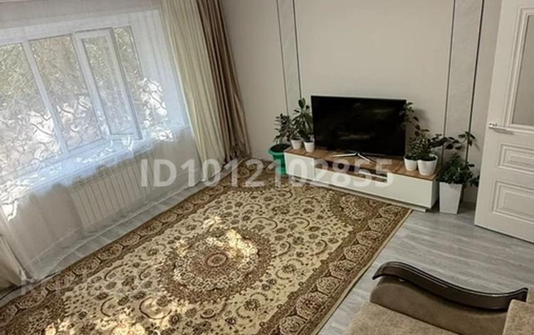 3-бөлмелі пәтер · 56 м² · 2/9 қабат, Просп. Мира, бағасы: 12 млн ₸ в Темиртау — фото 2