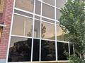 3-комнатная квартира · 87 м² · 1/5 этаж, мкр. Зачаганск пгт, Камбар батыр 4 — Находится возле школы №10 за 35 млн ₸ в Уральске — фото 2