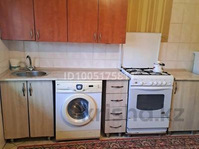 1-комнатная квартира · 80 м² · 1/1 этаж, 11-й микрорайон, 11-й микрорайон 63 — Эфэ магазин за 120 000 〒 в Шымкенте, Енбекшинский р-н