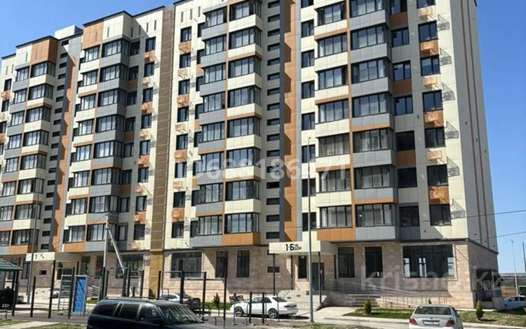 1-комнатная квартира, 37 м², 2/9 этаж, Шымсити 1Б