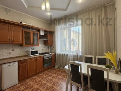 2-комнатная квартира · 83 м², Жабаева 200 за 33 млн ₸ в Петропавловске