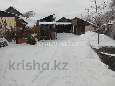 Отдельный дом · 3 комнаты · 100 м² · 7.5 сот., Колхозная 36 — Находится рядом старой больницы за 13.5 млн ₸ в Есик