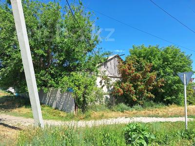 Жеке үй · 4 бөлме · 110 м² · 10 сот., Аксуат, бағасы: ~ 8.2 млн ₸ в Аксае
