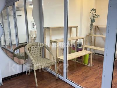 Свободное назначение, магазины и бутики, склады · 30 м² за 430 000 ₸ в Астане, Нура р-н
