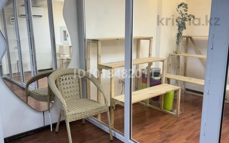 Свободное назначение, магазины и бутики, склады · 30 м² за 430 000 ₸ в Астане, Нура р-н — фото 2