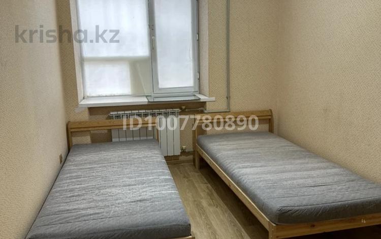 4-бөлмелі пәтер · 106 м² · 1/5 қабат, Гумарова 90, бағасы: 300 000 ₸ в Атырау, мкр Авангард-4 — фото 2