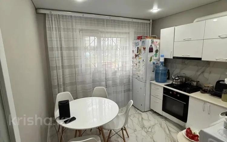3-бөлмелі пәтер · 78.3 м² · 1/9 қабат, Герасимова 12, бағасы: 36 млн ₸ в Костанае — фото 2