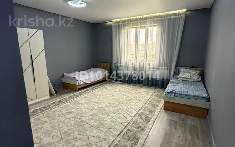 Отдельный дом · 9 комнат · 400 м² · 8 сот., мкр Акжайык — Ахмет аширов 38 за 155 млн ₸ в Шымкенте, Абайский р-н — фото 2